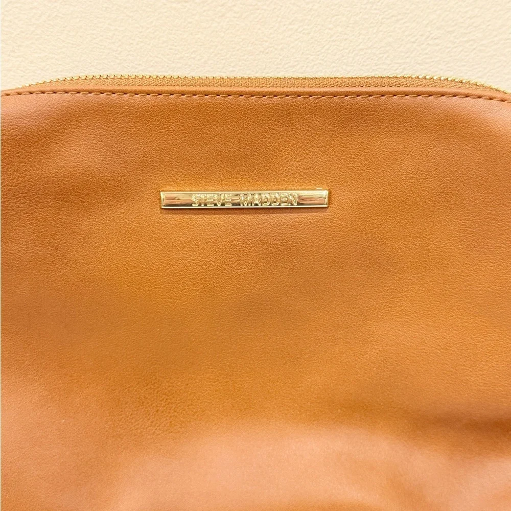 Steve Madden this elegant